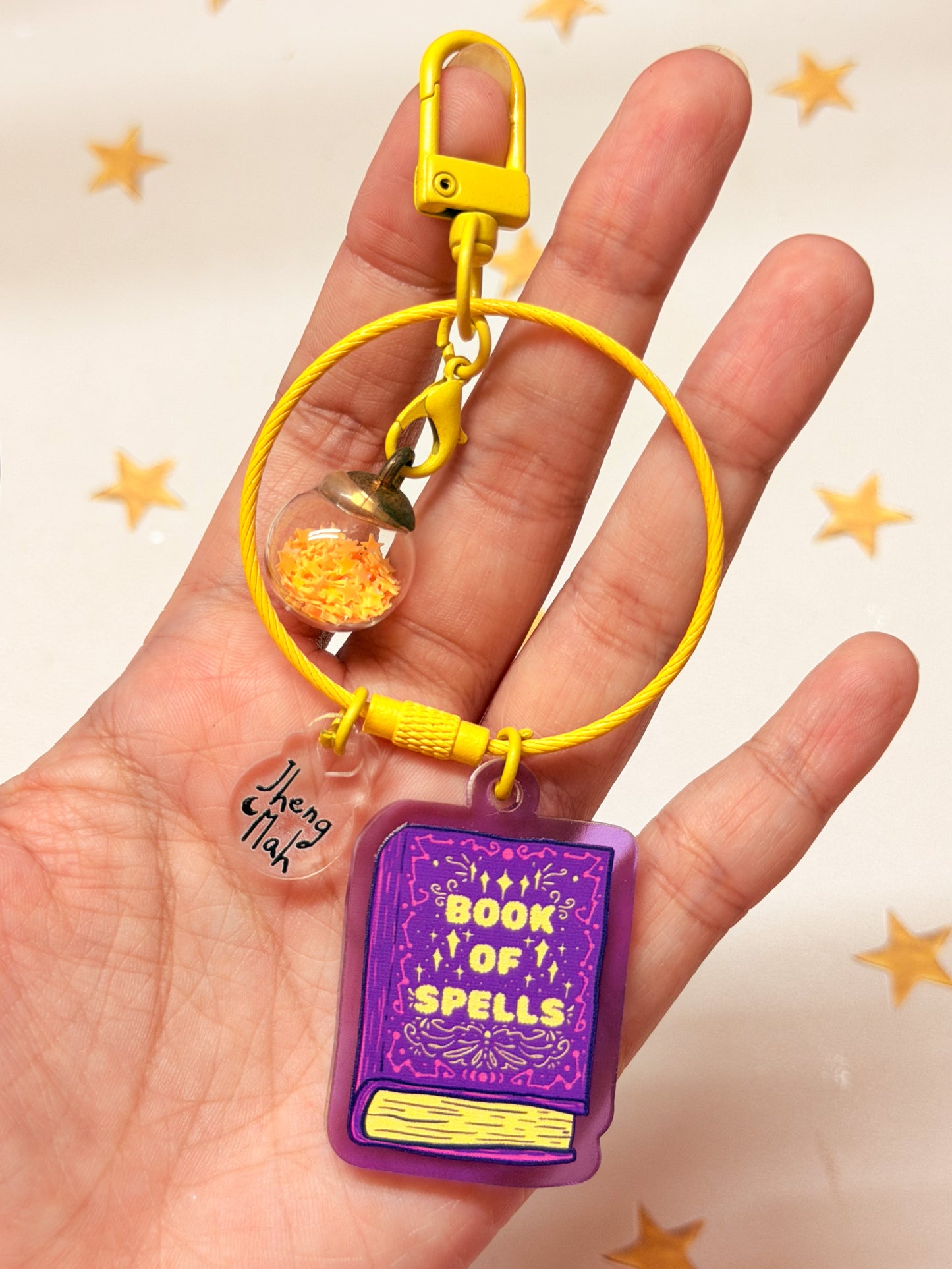 Book of spells carabiner with stardust | Acrylic keychain