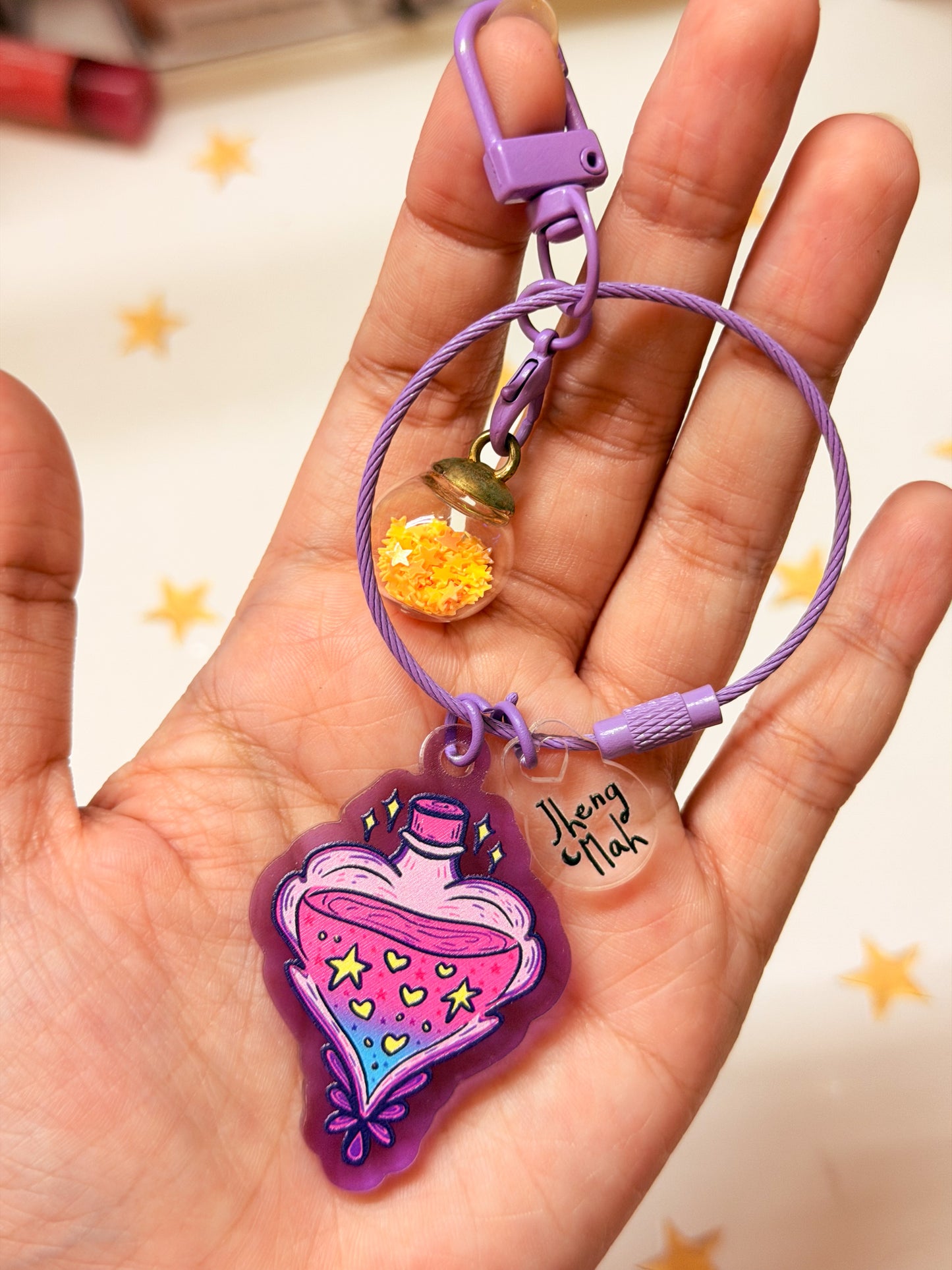 Potion bottle carabiner with stardust | Acrylic keychain